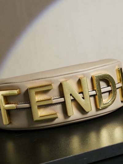 フェンディバッグ細部ディテール